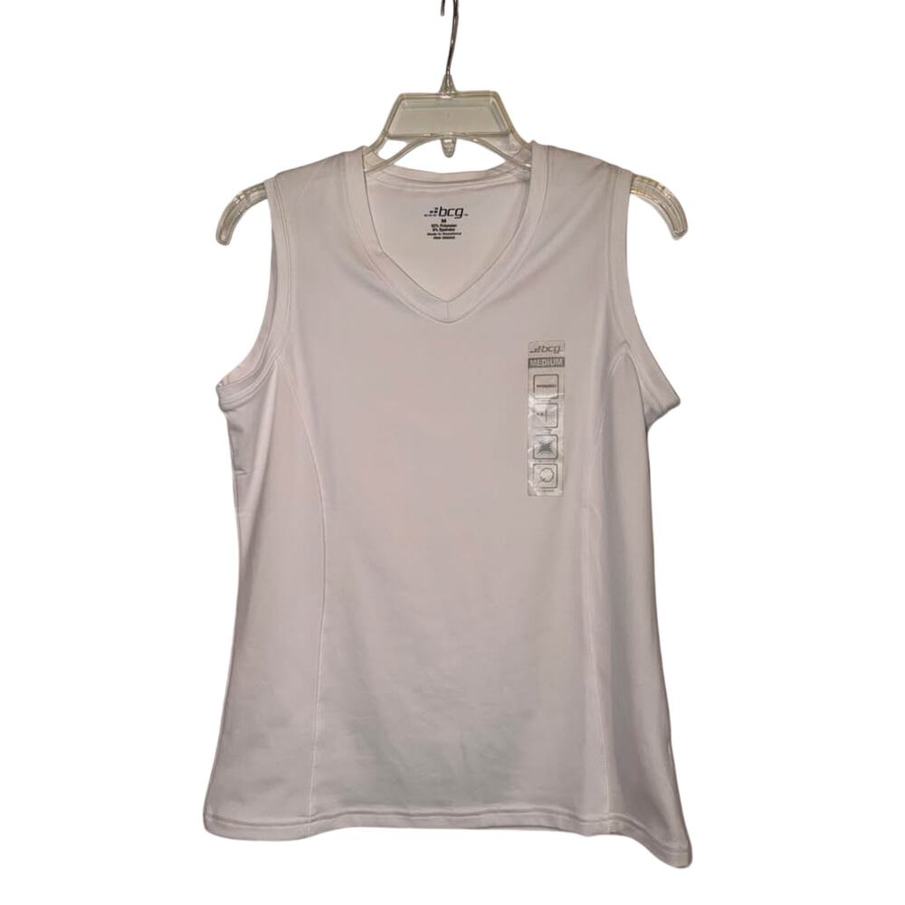 NWT BCG Women’s White Active V-Neck Tank Top – Medium